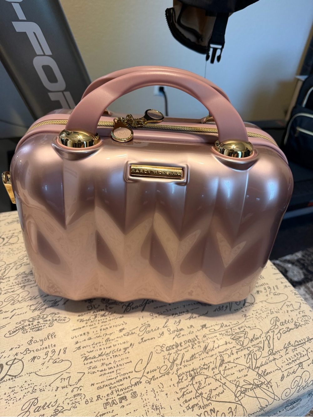 Marcy McKenna 2-in-1 Essential Milan Hardside Beauty Case-ROSE GOLD